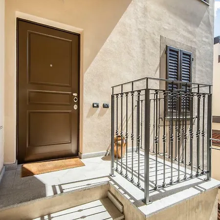 **Central**Comfy Apartment * Como